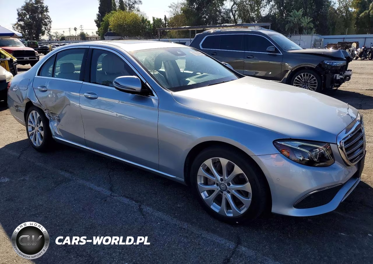 2017 Mercedes-Benz E 300 VIN:WDDZF4JBXHA078357 - 4