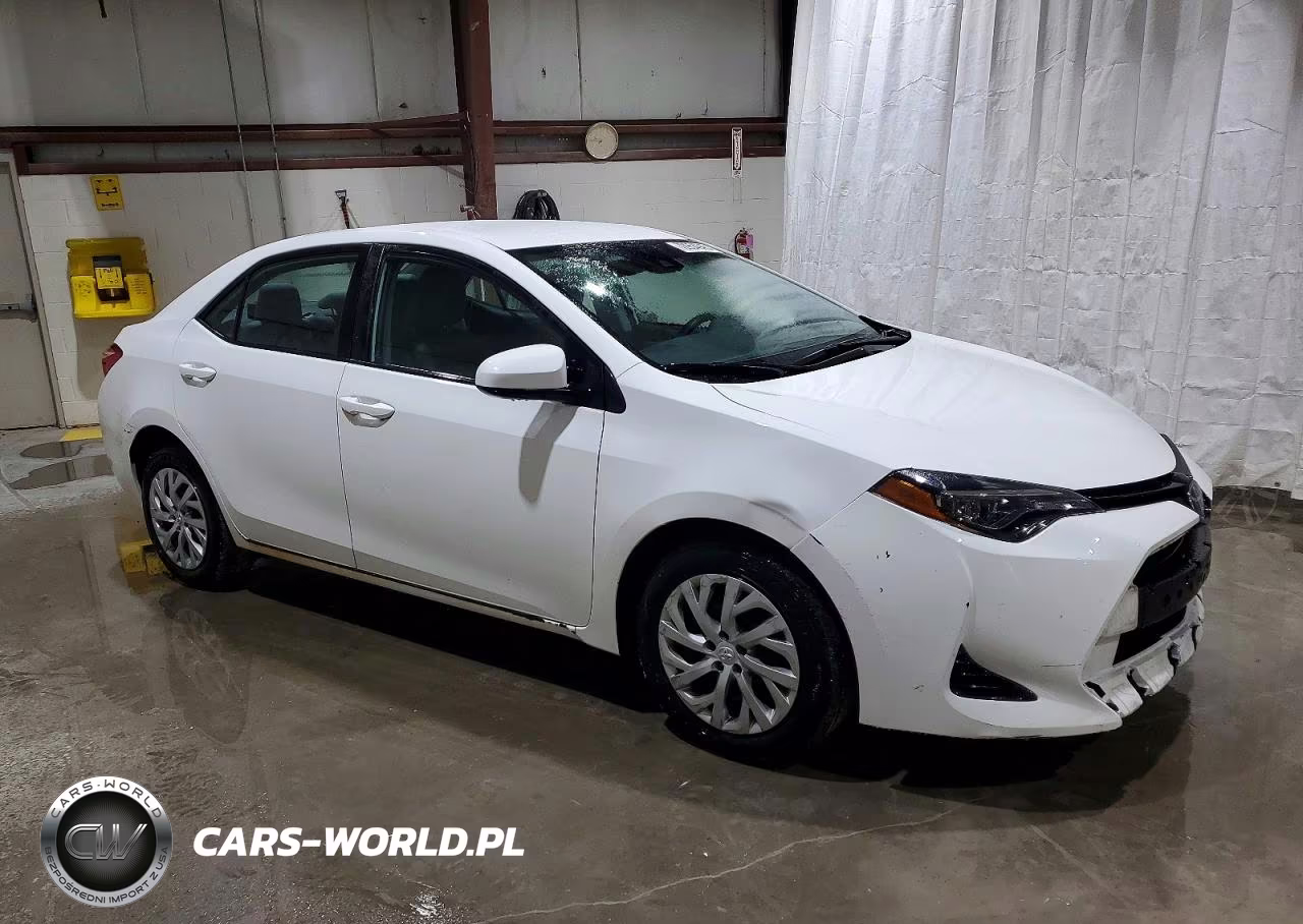 2018 Toyota Corolla L VIN:2T1BURHE4JC047430 - 4