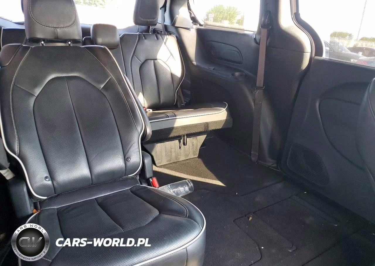 2025 Chrysler Pacifica Limited VIN:2C4RC1GG3SR547716 - 11