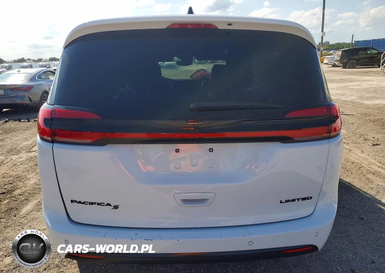 2025 Chrysler Pacifica Limited VIN:2C4RC1GG3SR547716 - 6