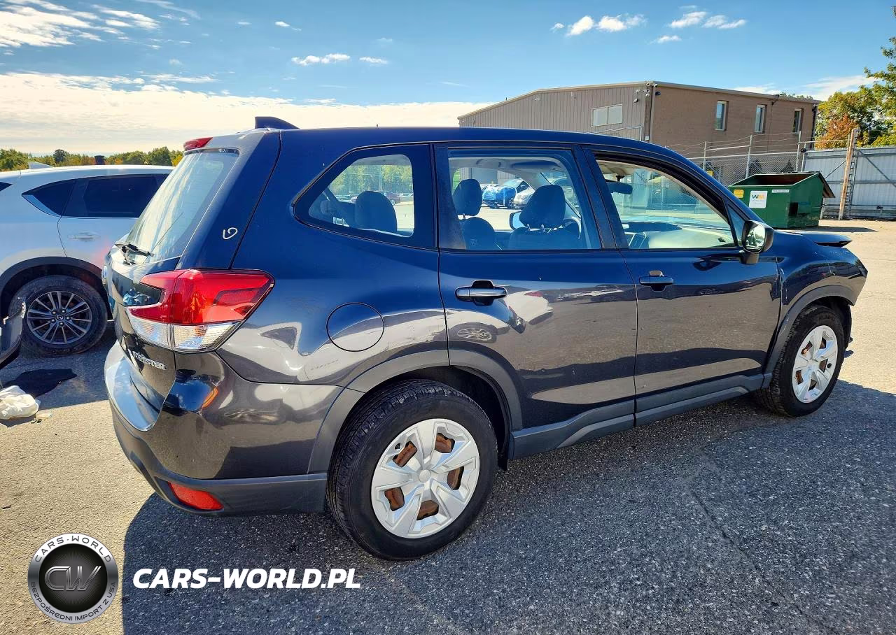 2019 Subaru Forester VIN:JF2SKAAC9KH527848 - 3