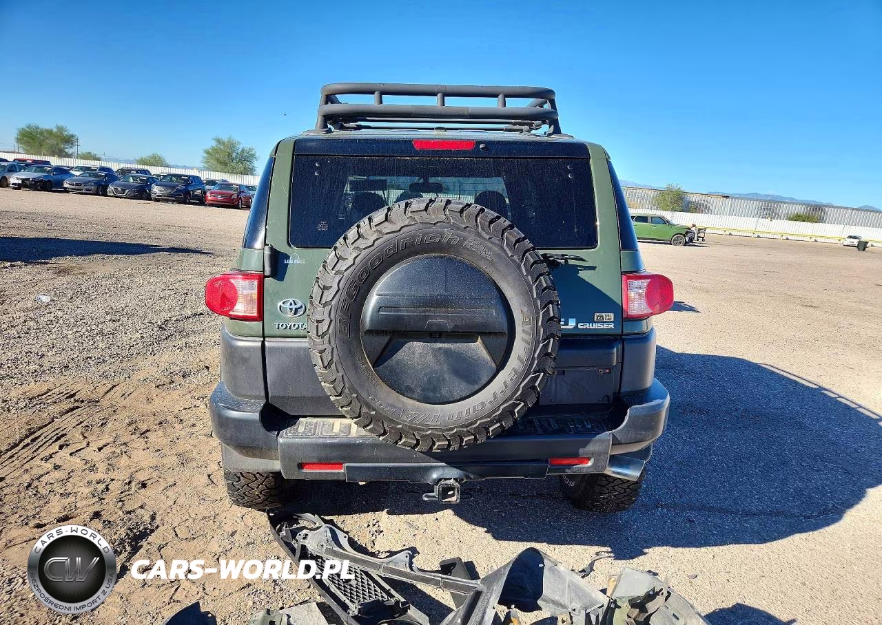 2011 Toyota Fj Cruiser Base VIN:JTEBU4BF3BK115331 - 6