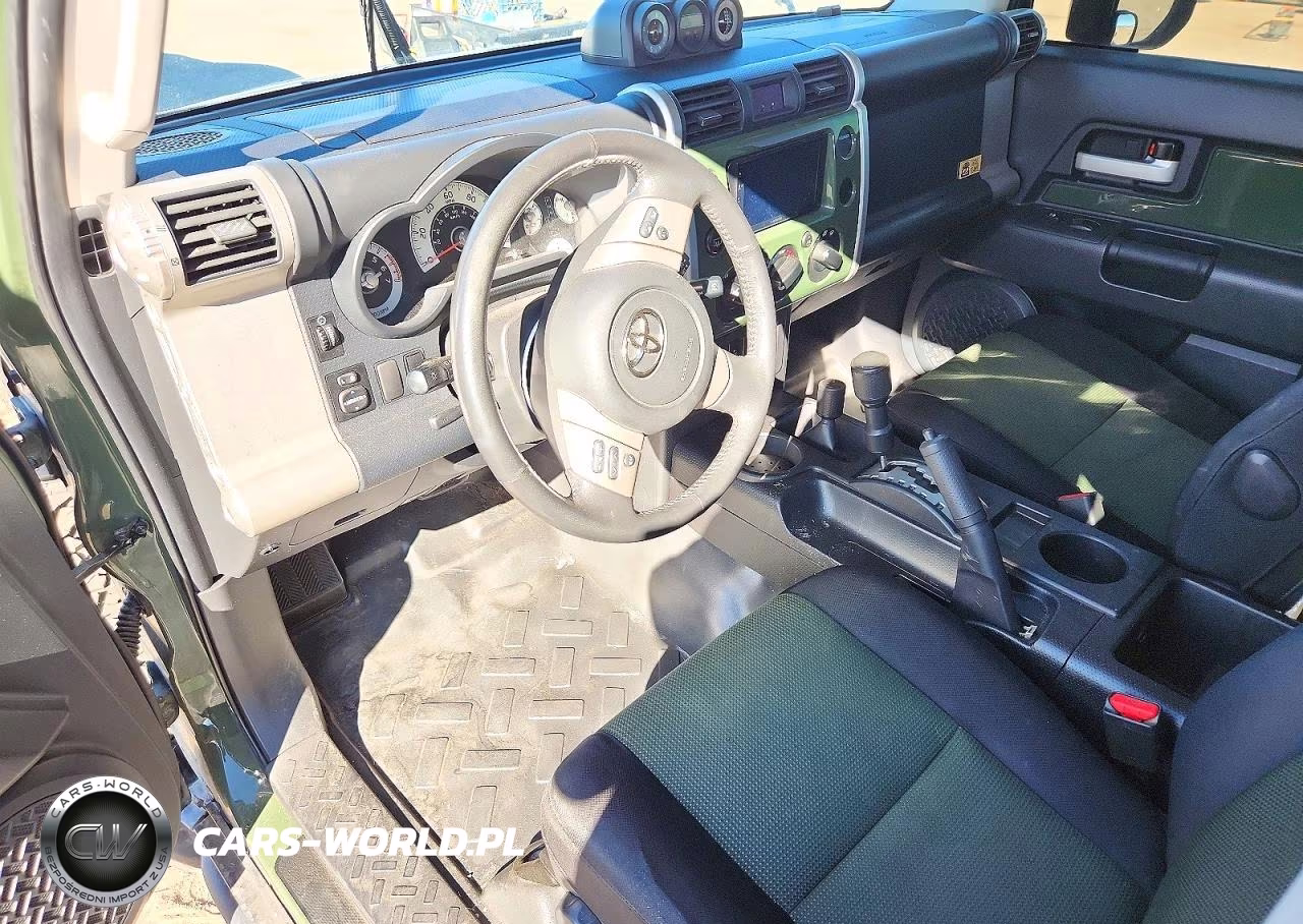 2011 Toyota Fj Cruiser Base VIN:JTEBU4BF3BK115331 - 8