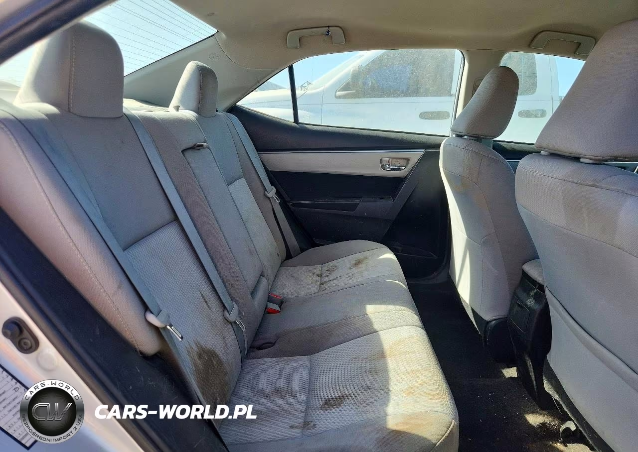 2016 Toyota Corolla Le VIN:5YFBURHE6GP506742 - 10