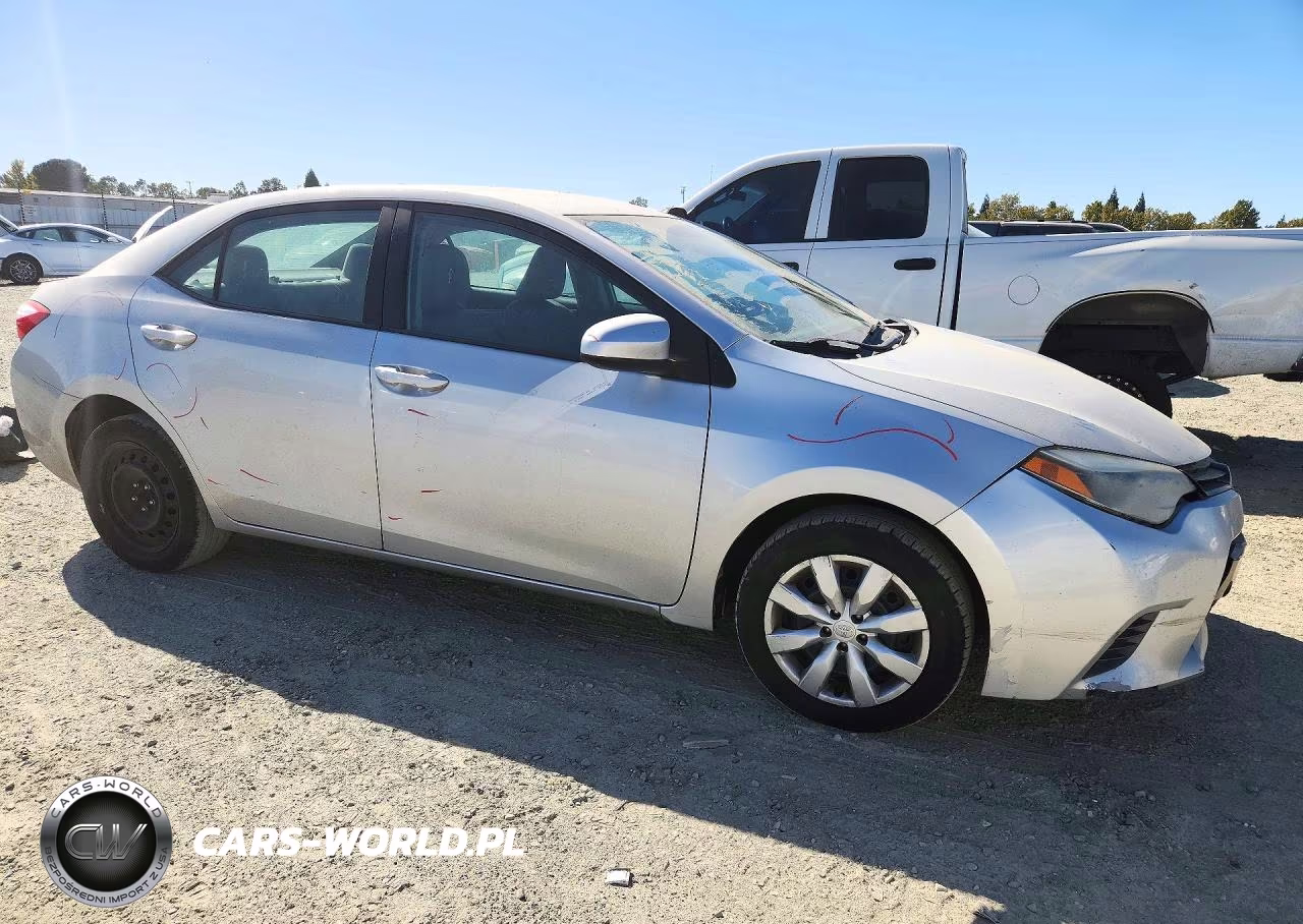2016 Toyota Corolla Le VIN:5YFBURHE6GP506742 - 4