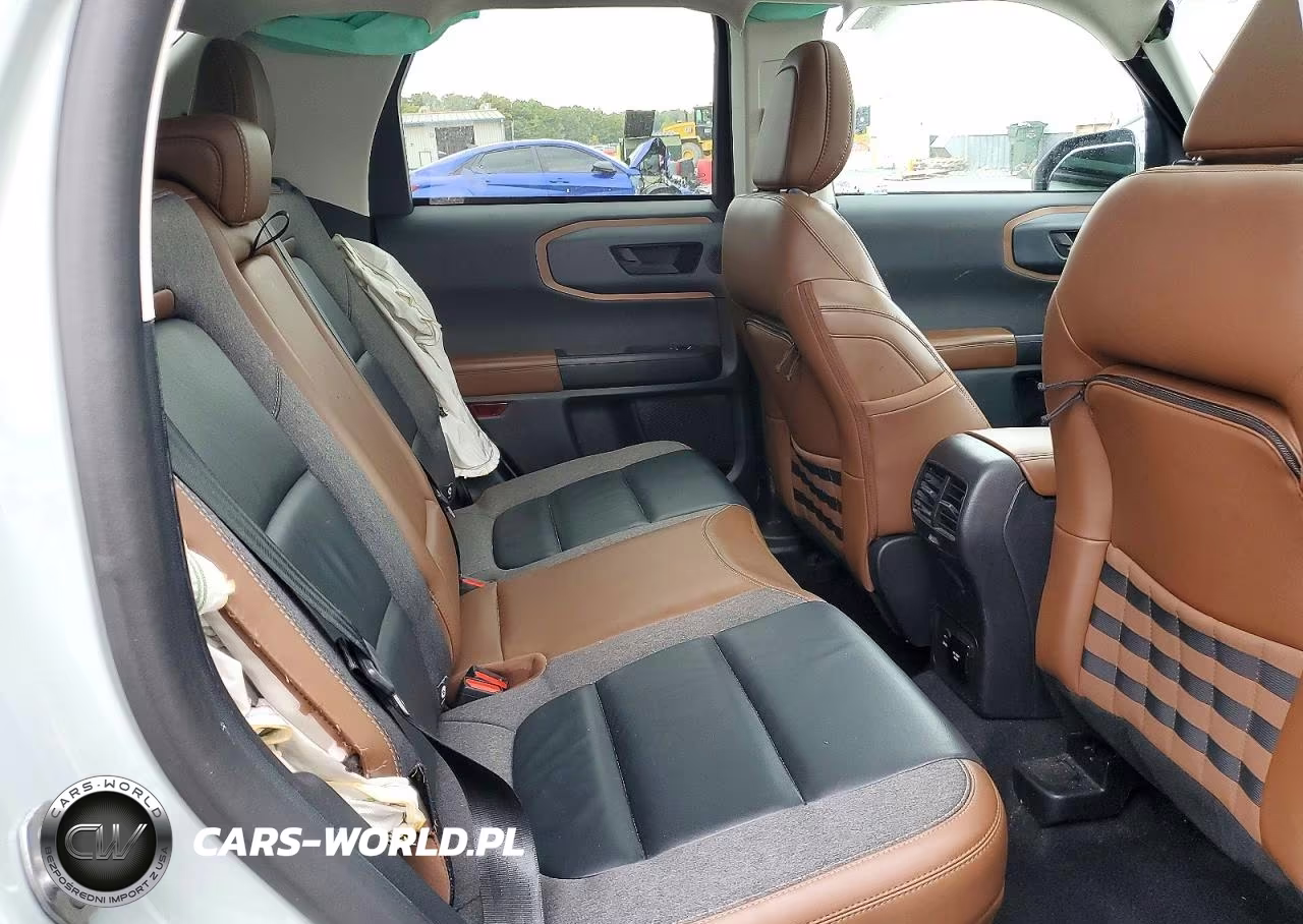 2023 Ford Bronco Sport Outer Banks VIN:3FMCR9C6XPRD71180 - 10