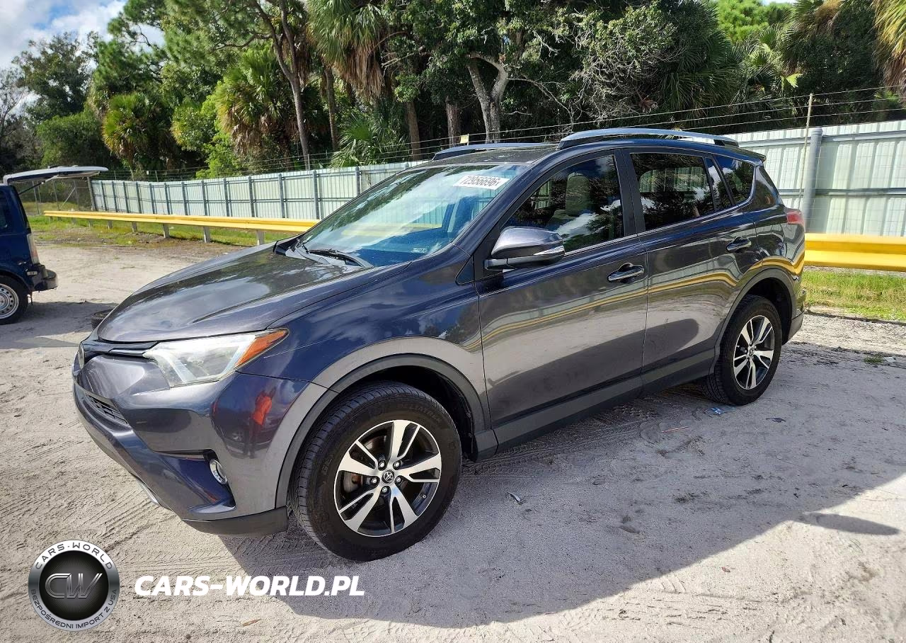 2018 Toyota Rav4 Xle VIN:JTMWFREV0JJ212524 - 1