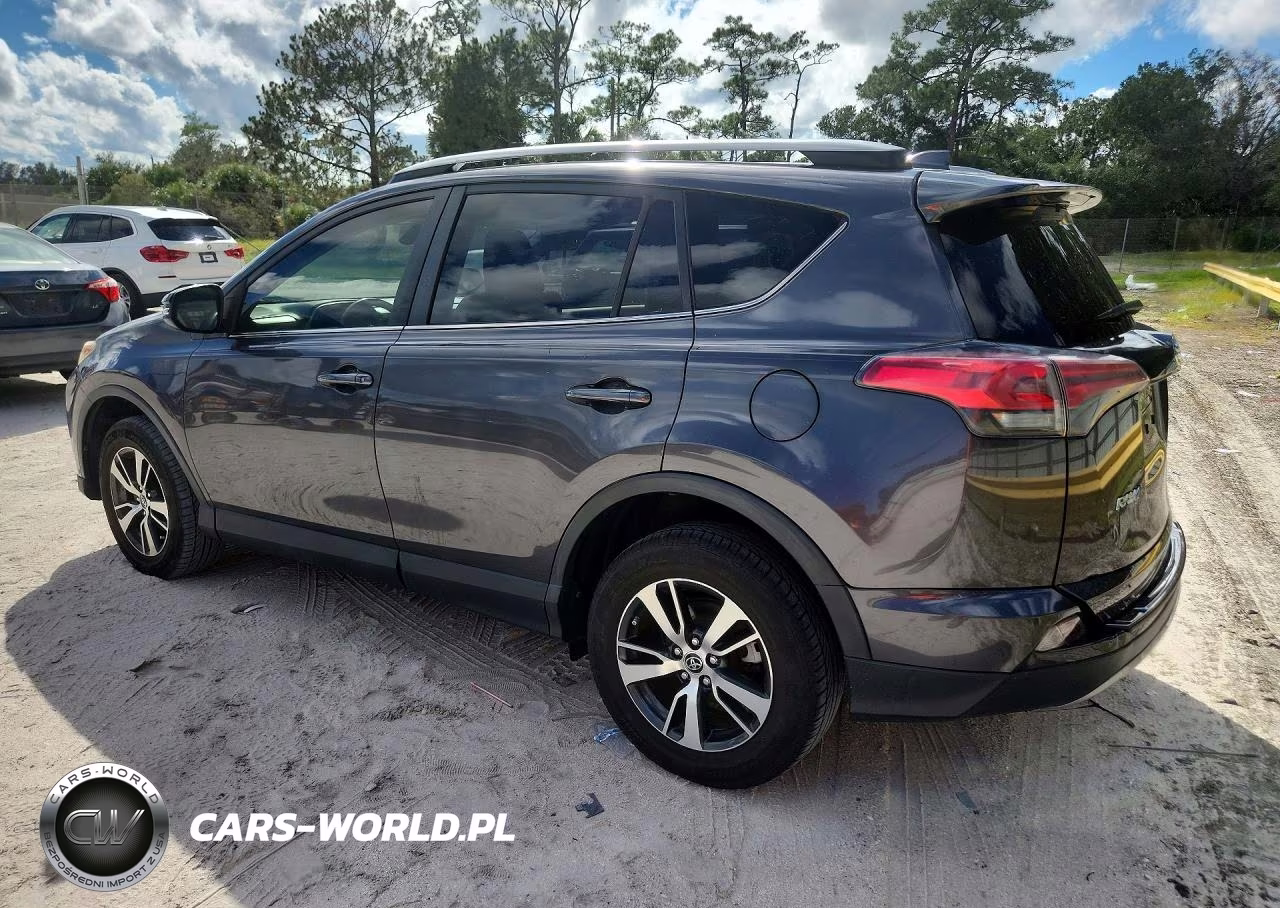 2018 Toyota Rav4 Xle VIN:JTMWFREV0JJ212524 - 2