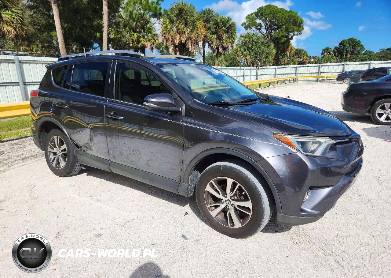 2018 Toyota Rav4 Xle VIN:JTMWFREV0JJ212524 - 4