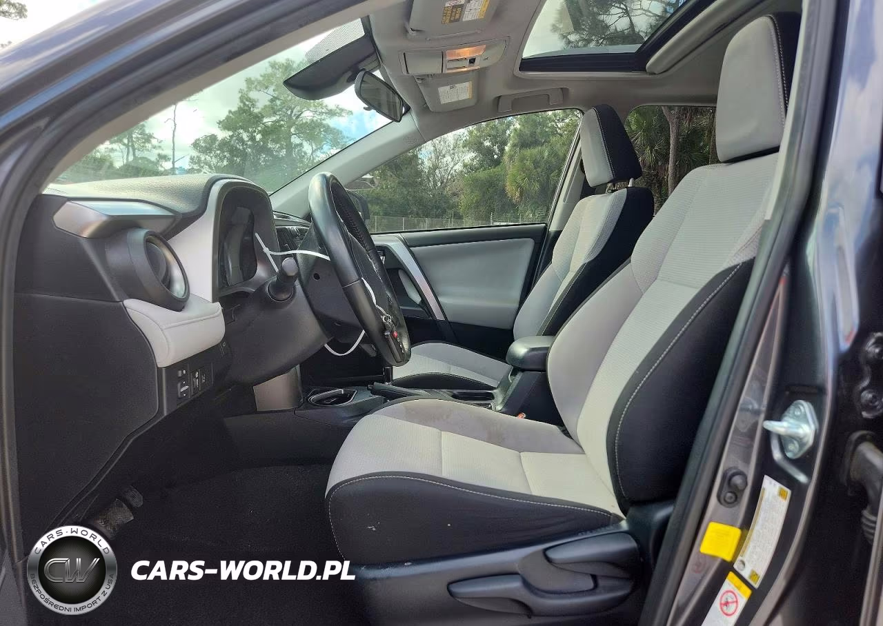 2018 Toyota Rav4 Xle VIN:JTMWFREV0JJ212524 - 7