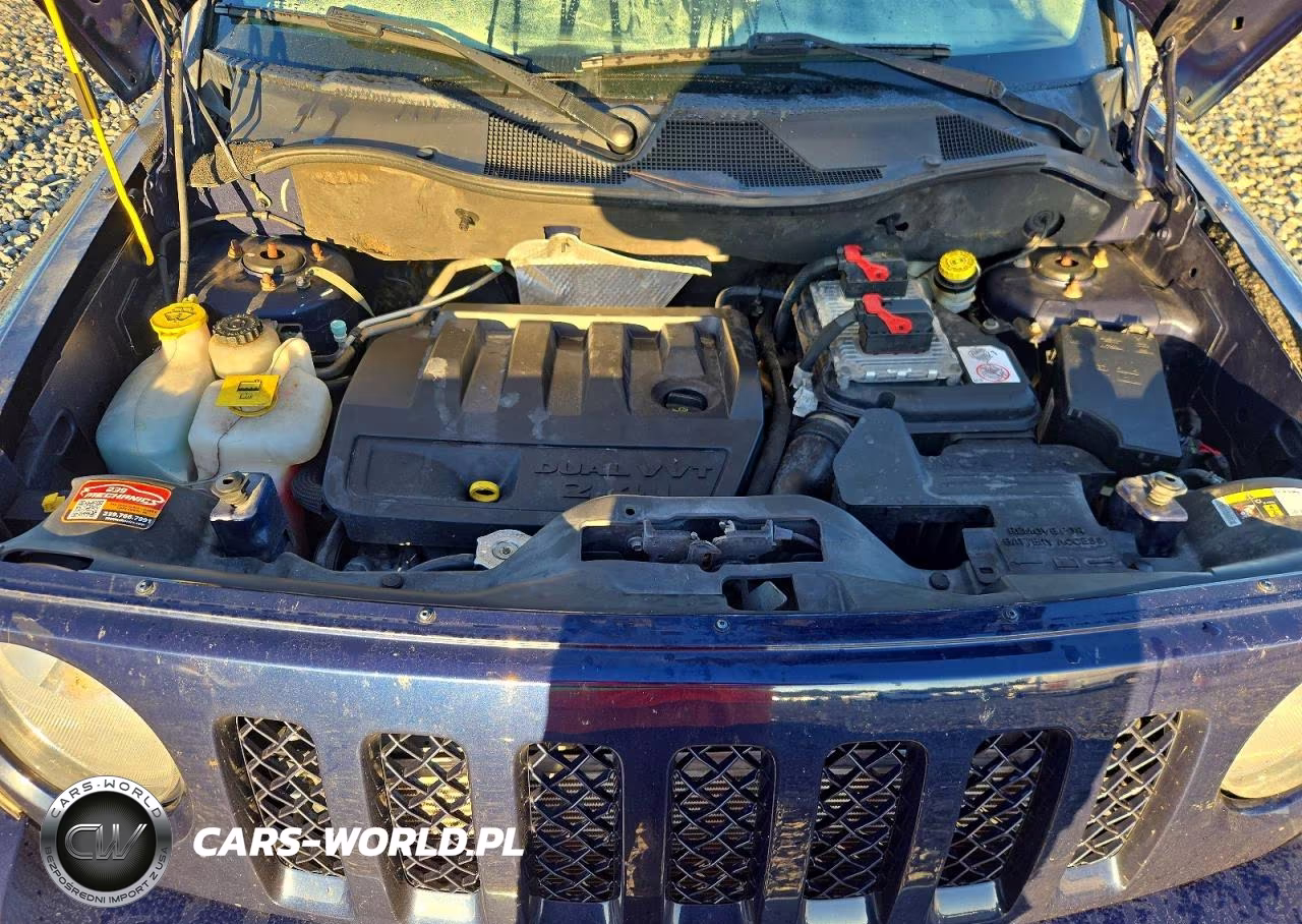 2015 Jeep Patriot Sport VIN:1C4NJPBBXFD204218 - 12