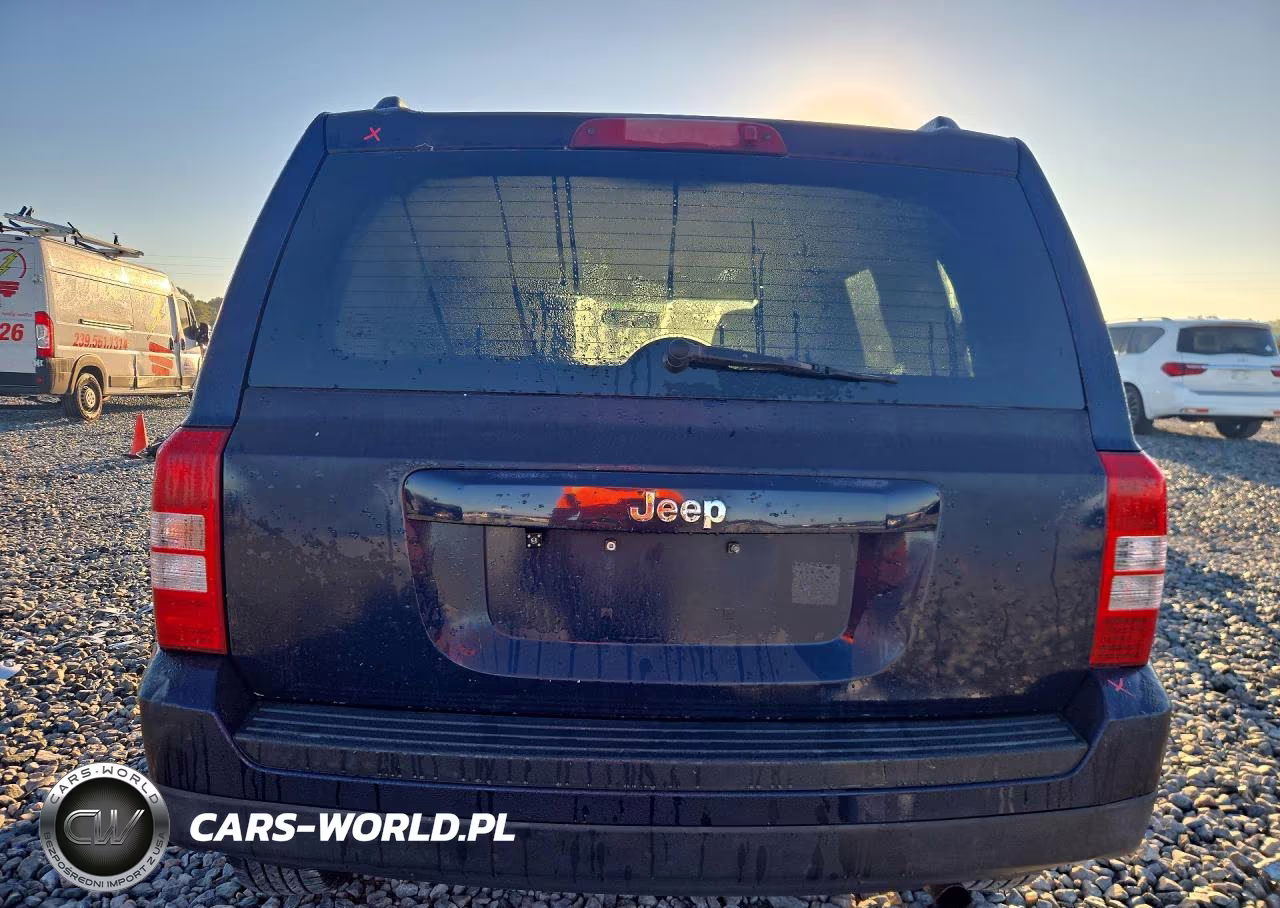 2015 Jeep Patriot Sport VIN:1C4NJPBBXFD204218 - 6