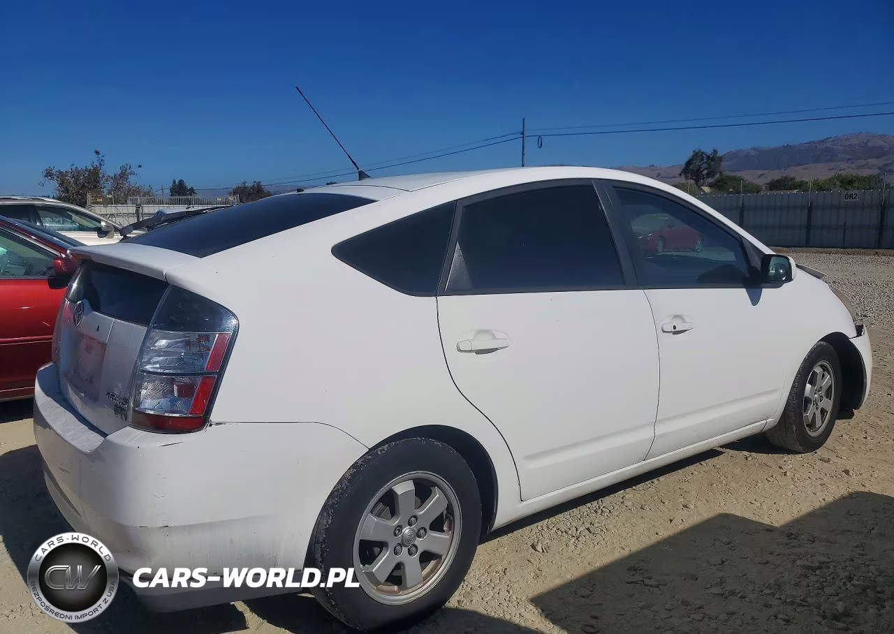 2005 Toyota Prius Base VIN:JTDKB20U153066953 - 3