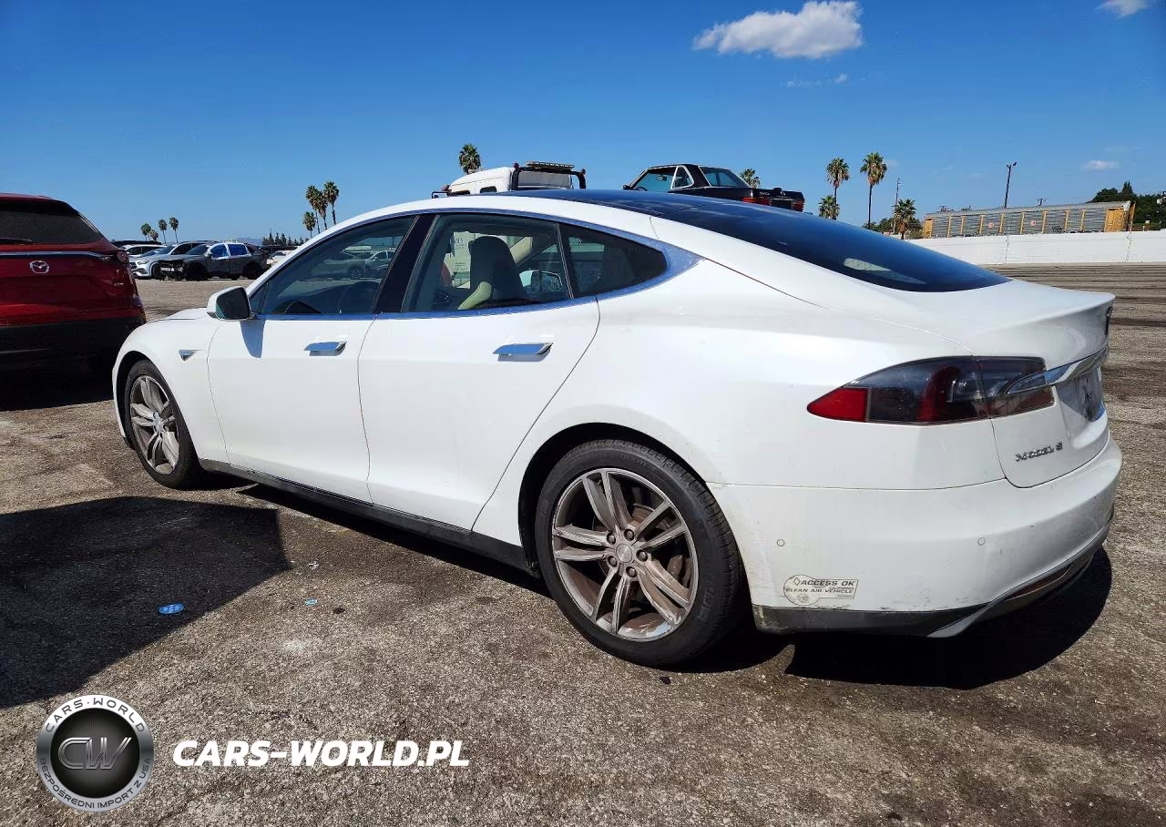 2015 Tesla Model S 70D VIN:5YJSA1S20FF085264 - 2