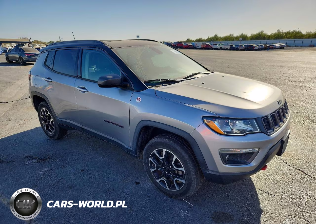 2019 Jeep Compass Trailhawk VIN:3C4NJDDB6KT795910 - 4