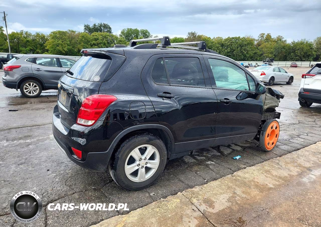 2021 Chevrolet Trax 1Lt VIN:KL7CJLSB3MB310368 - 3