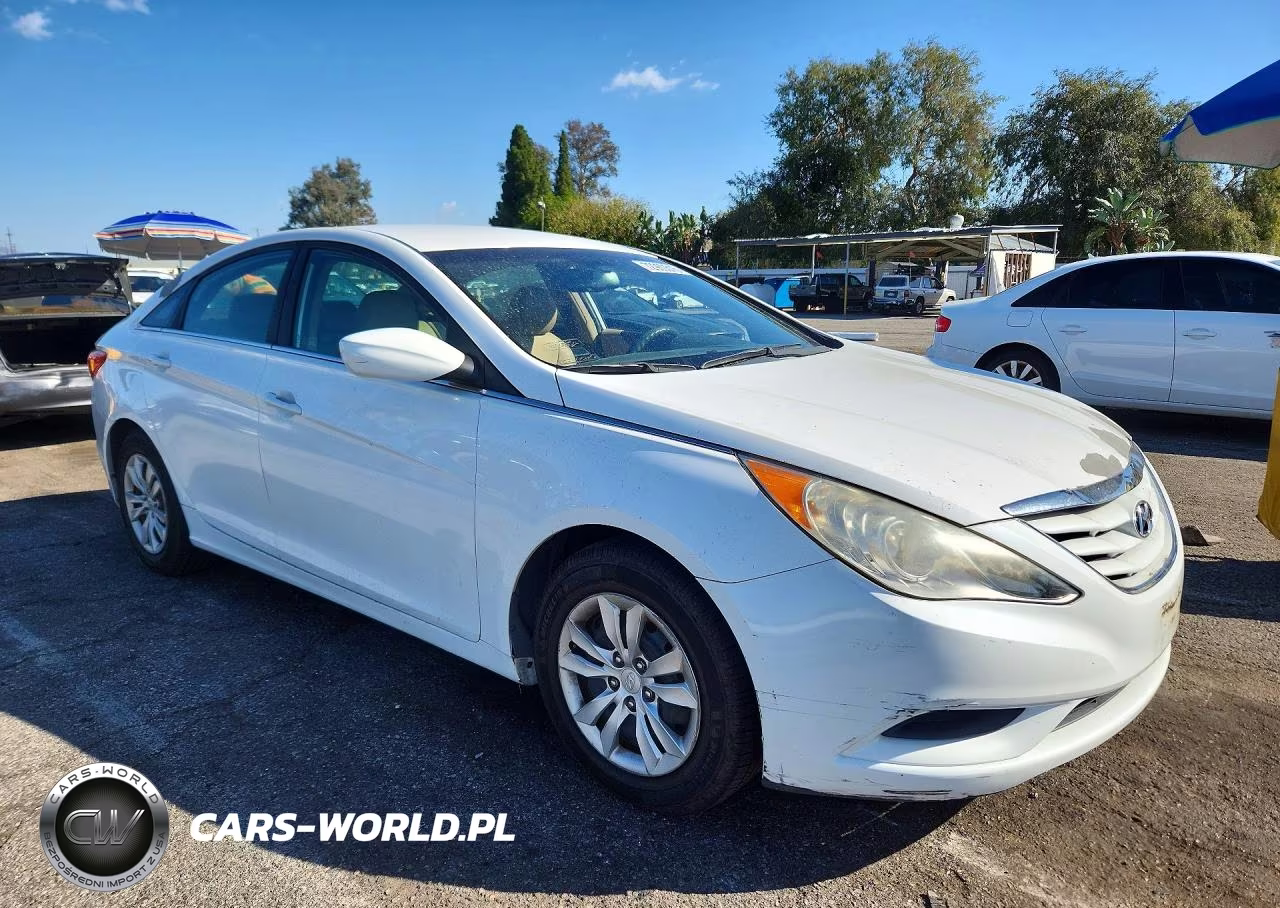 2013 Hyundai Sonata Gls VIN:5NPEB4AC2DH580859 - 4