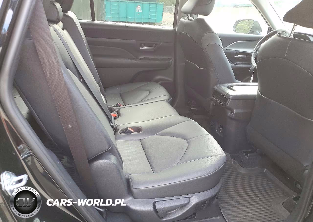 2026 Toyota Grand Highlander Hybrid Xle VIN:5TDACAB52TS108096 - 11