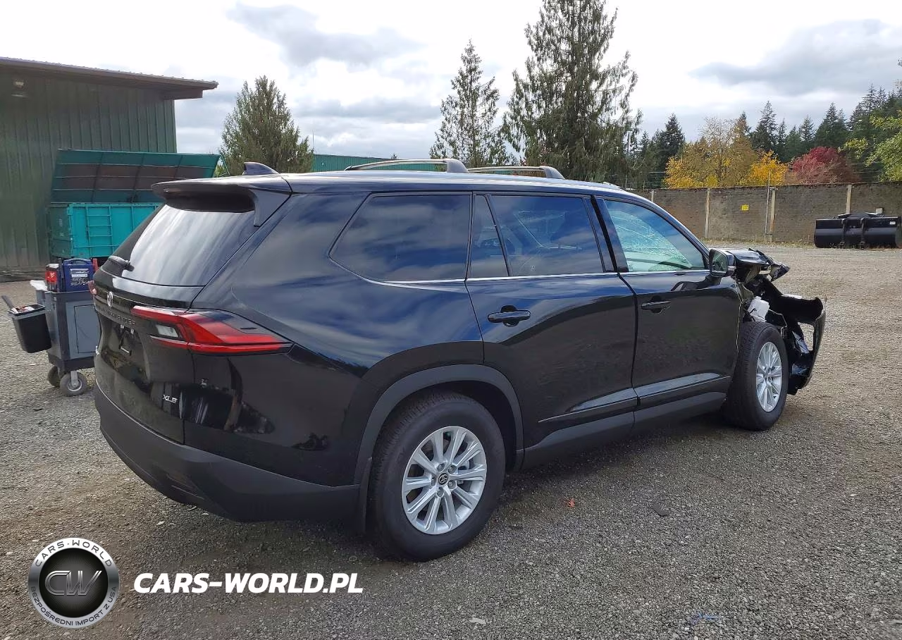 2026 Toyota Grand Highlander Hybrid Xle VIN:5TDACAB52TS108096 - 3