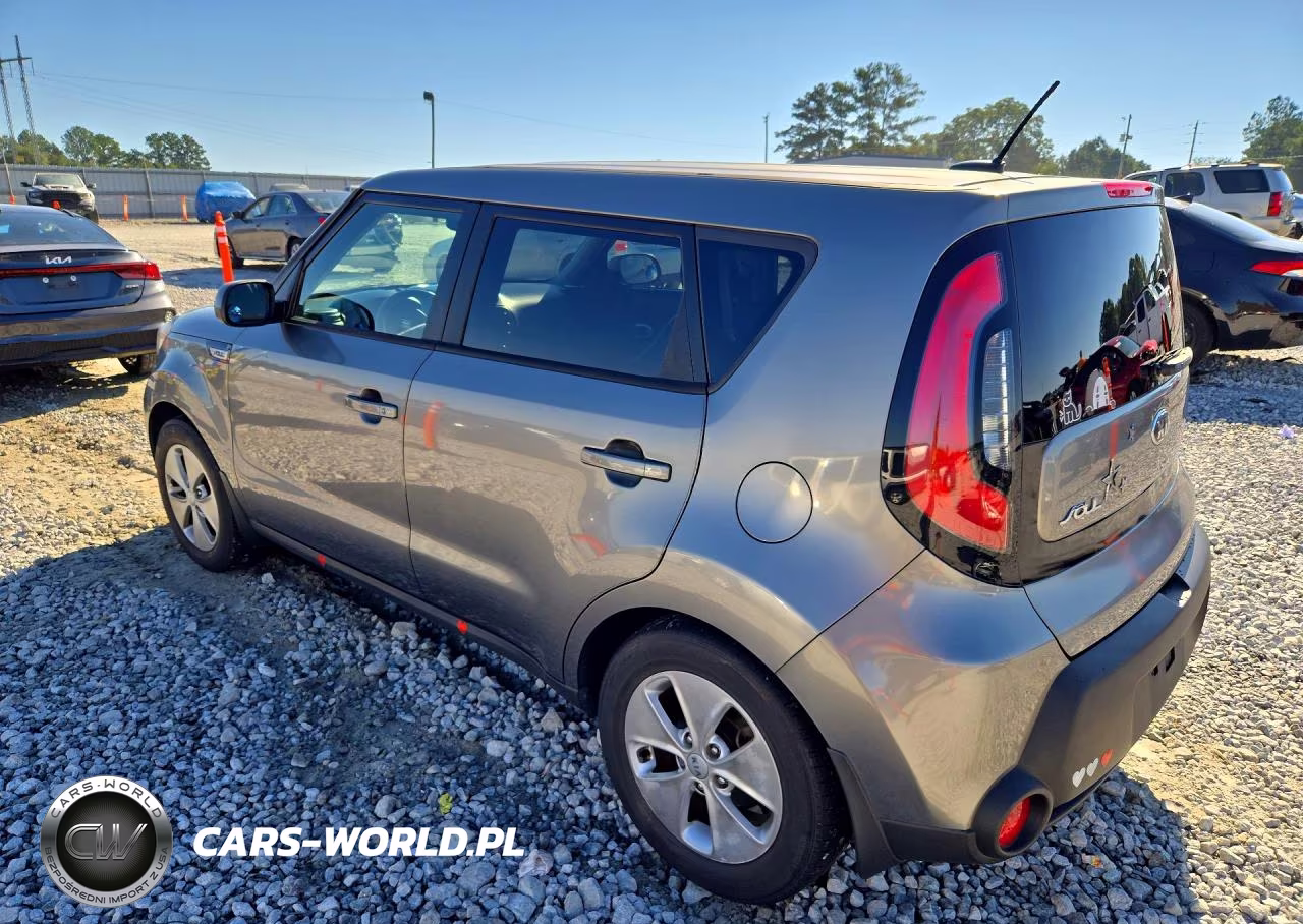 2015 Kia Soul Base VIN:KNDJN2A22F7130122 - 2