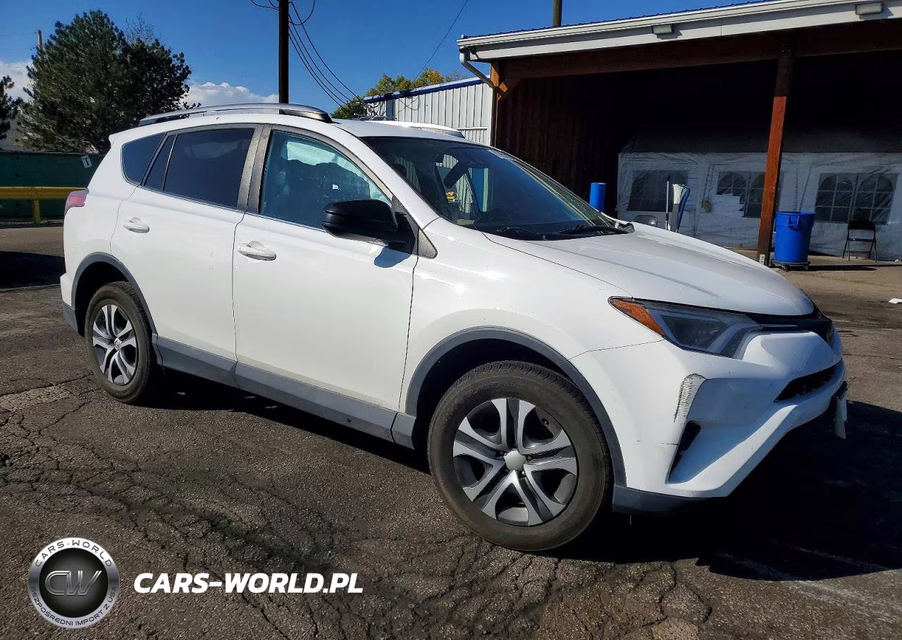 2017 Toyota Rav4 Le VIN:2T3BFREV3HW671153 - 4
