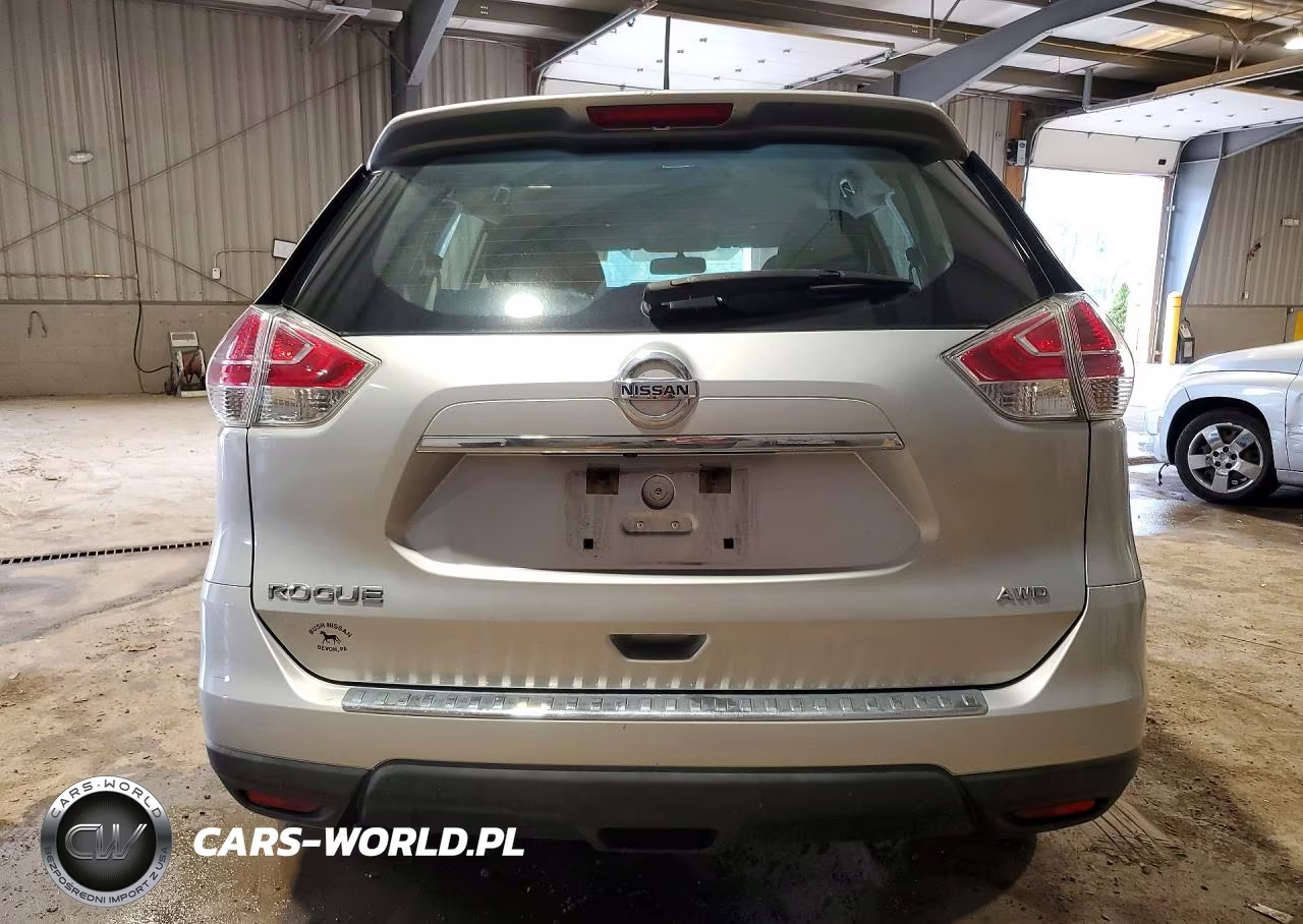 2015 Nissan Rogue S VIN:KNMAT2MV7FP526008 - 6