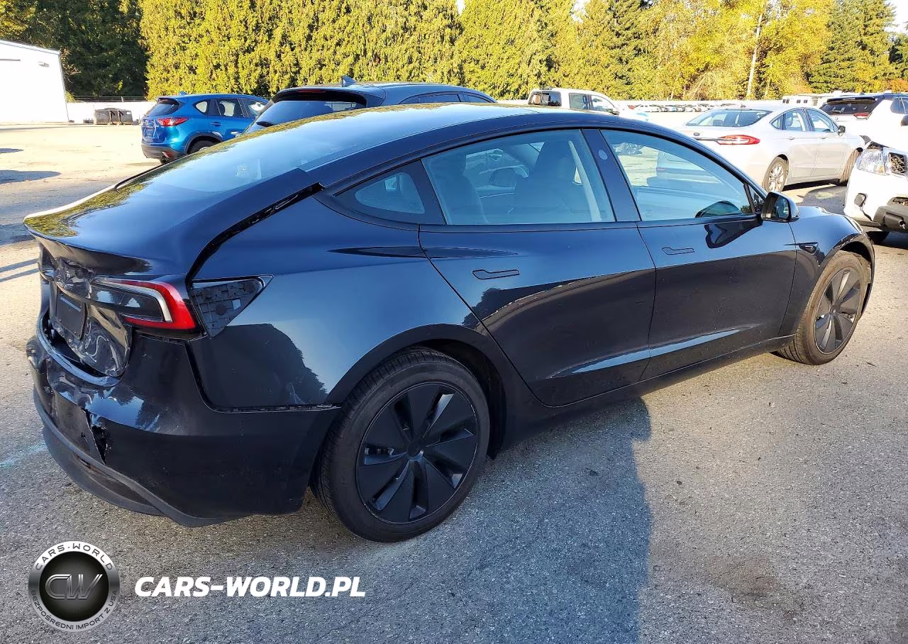 2024 Tesla Model 3 VIN:5YJ3E1EA4RF835118 - 3