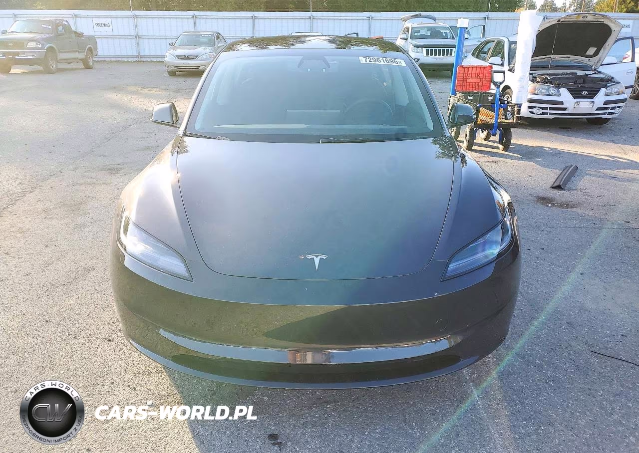 2024 Tesla Model 3 VIN:5YJ3E1EA4RF835118 - 5