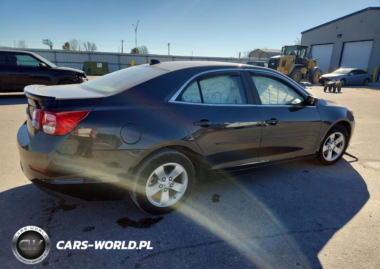 2014 Chev Malibu Ls VIN:1G11B5SL1EF121281 - 3