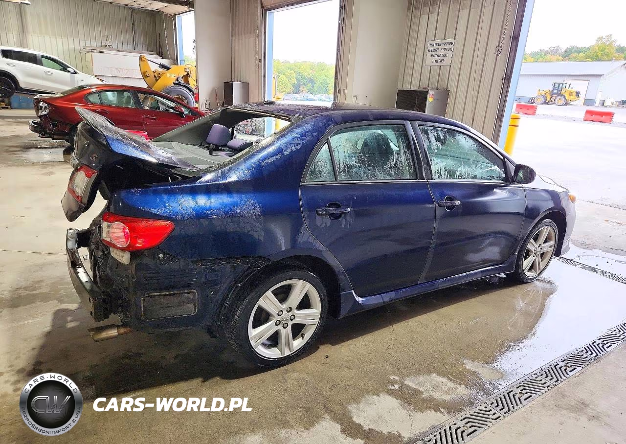 2013 Toyota Corolla S VIN:2T1BU4EE6DC936984 - 3