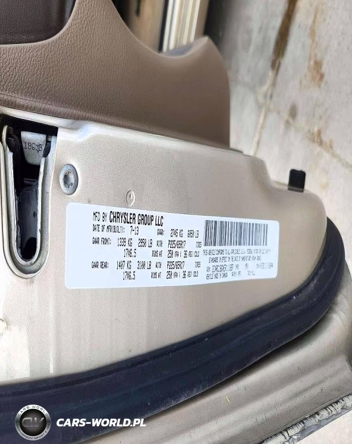 2014 Chrysler Town & Country Touring VIN:2C4RC1BGXER111697 - 13