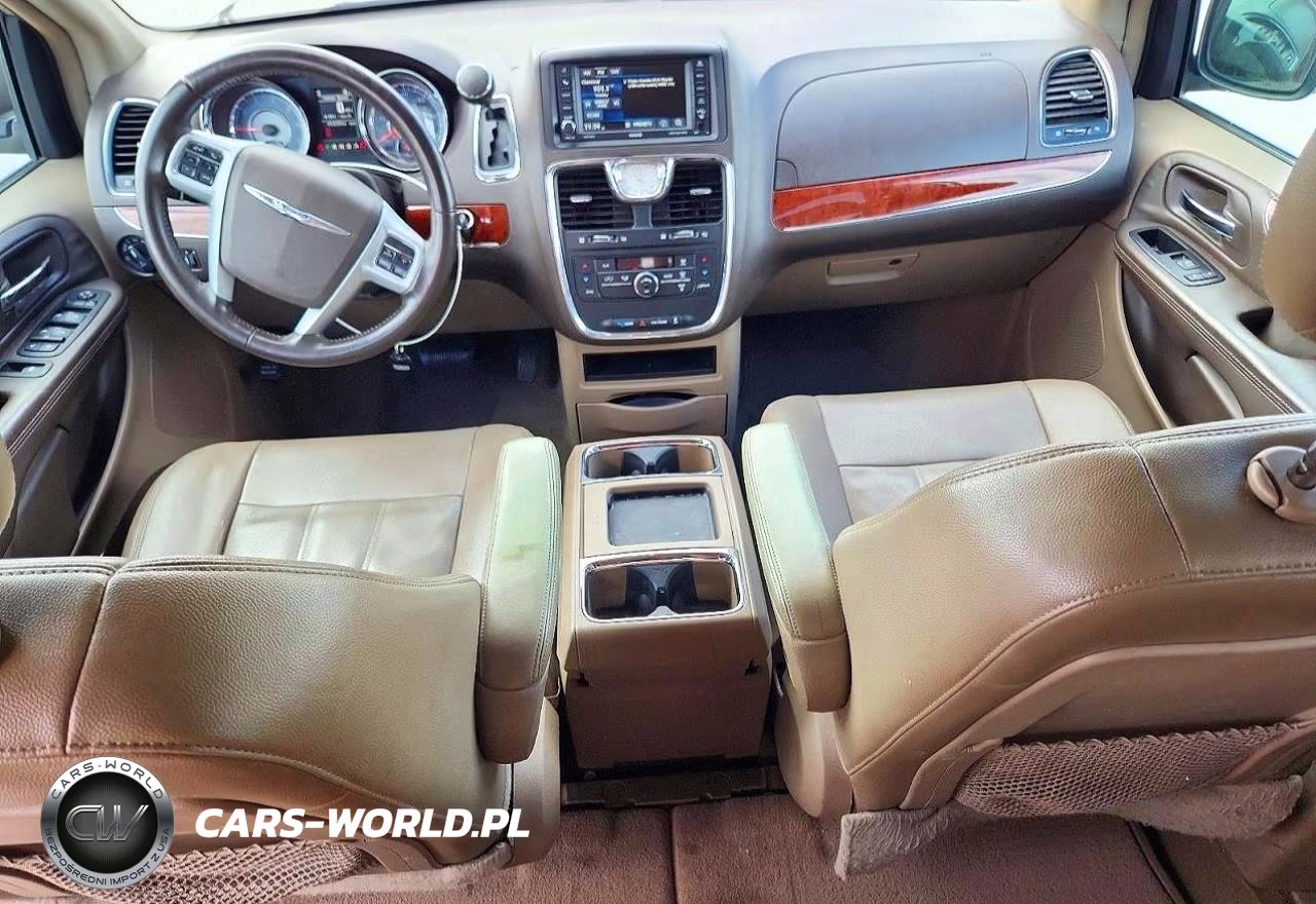 2014 Chrysler Town & Country Touring VIN:2C4RC1BGXER111697 - 8