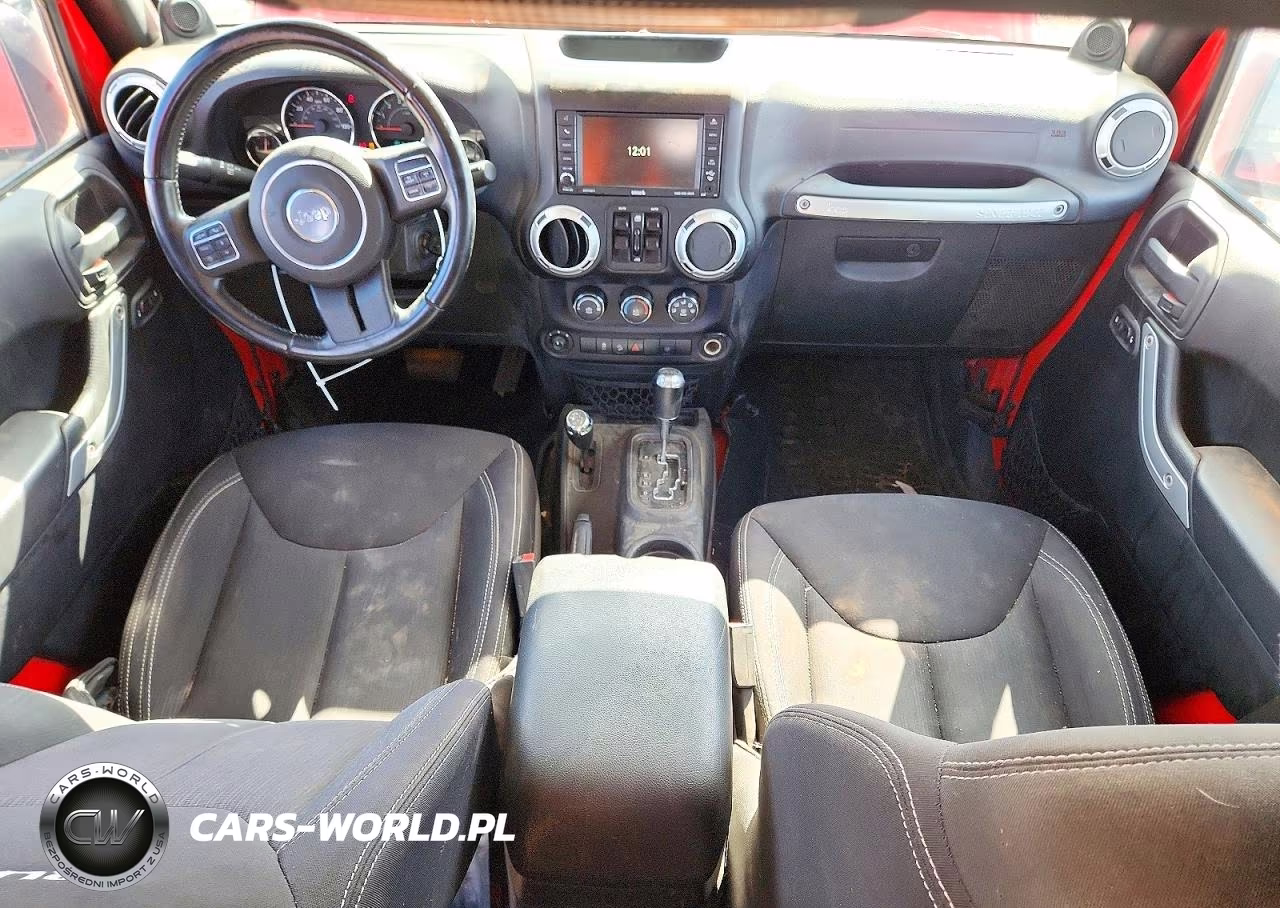2014 Jeep Wrangler Unlimited Rubicon VIN:1C4BJWFG7EL325828 - 8