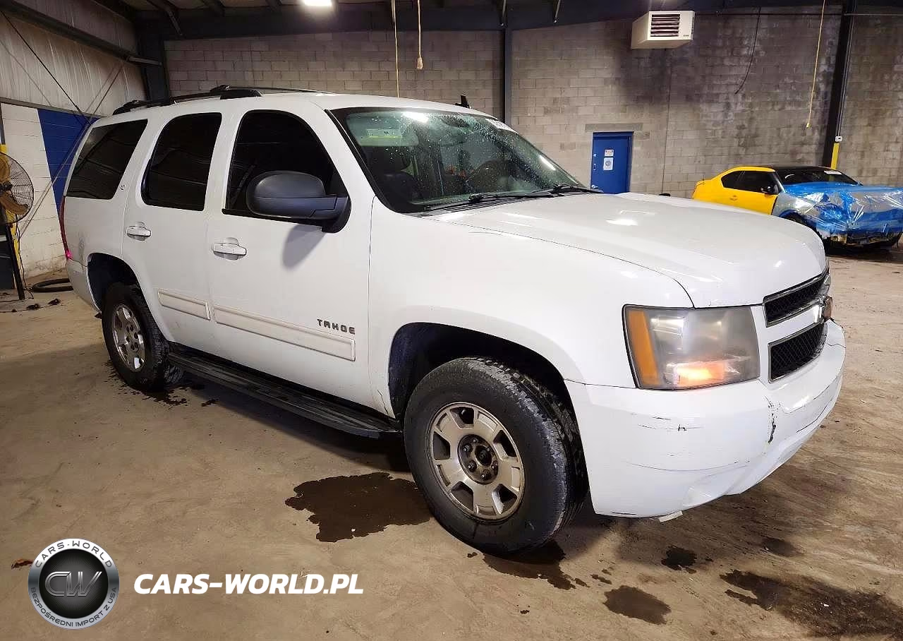 2010 Chevrolet Tahoe K1500 Lt VIN:1GNUKBE06AR232204 - 4