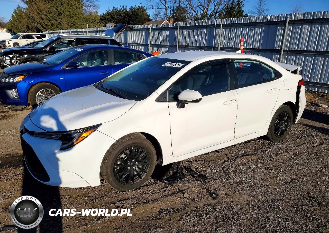 2021 Toyota Corolla Le – zdjęcie 1 z 12