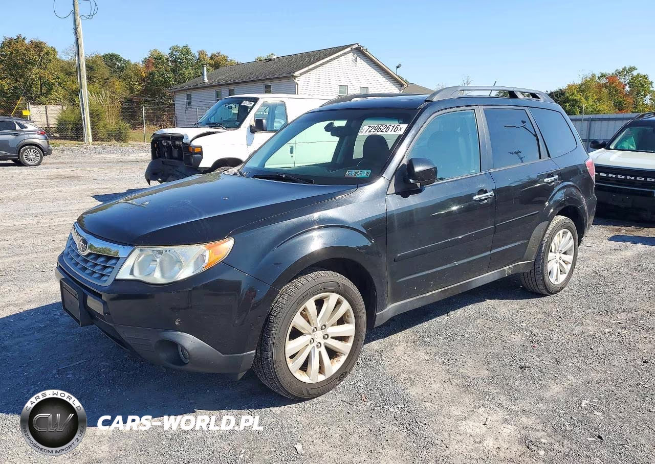 2011 Subaru Forester Limited VIN:JF2SHAEC0BH768500 - 1