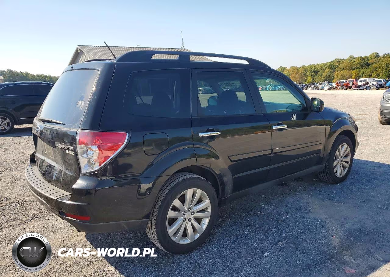2011 Subaru Forester Limited VIN:JF2SHAEC0BH768500 - 3