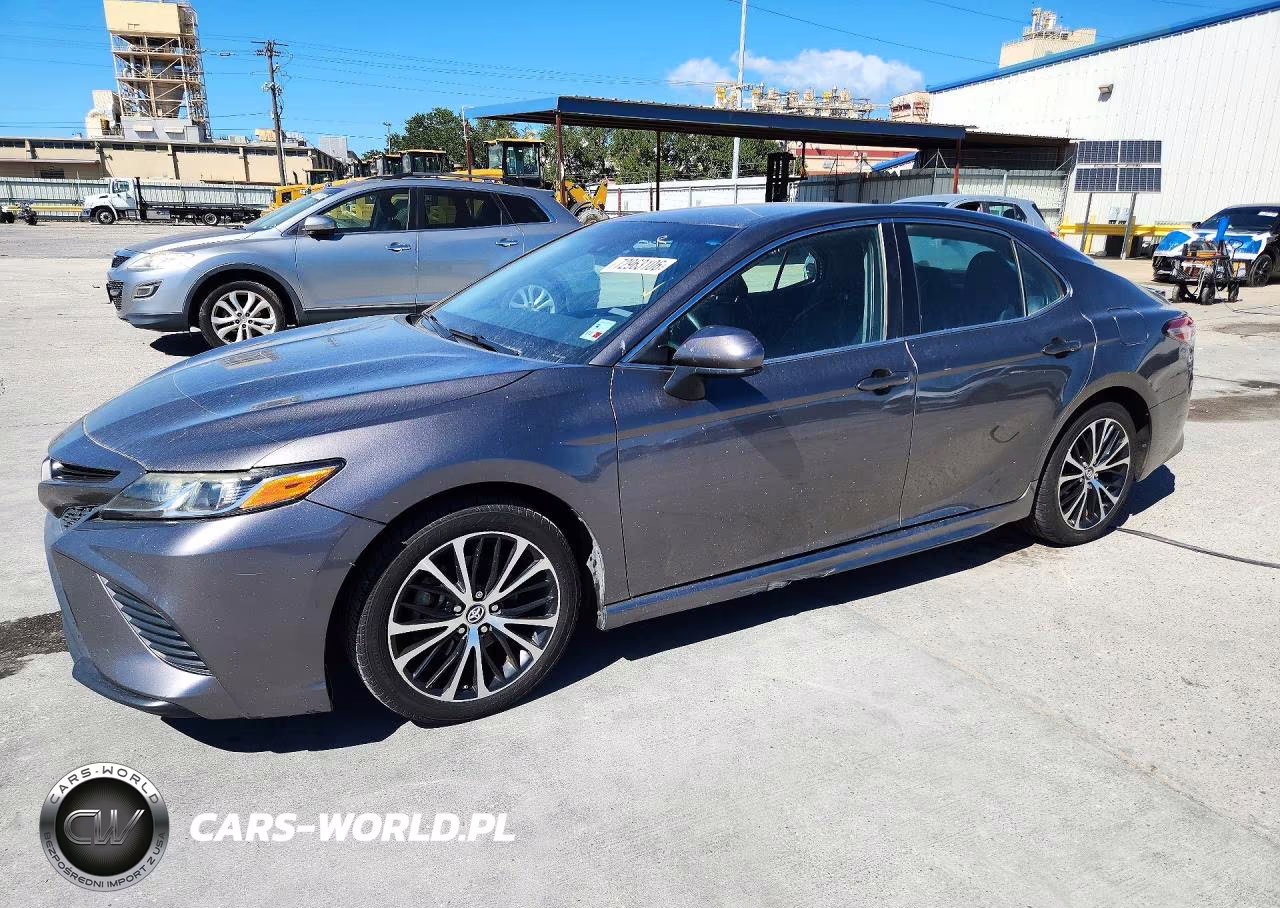 2018 Toyota Camry Se VIN:4T1B11HK9JU101593 - 1