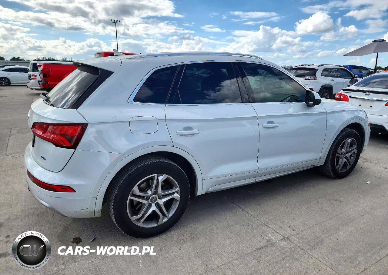 2019 Audi Q5 Premium VIN:WA1ANAFY0K2102893 - 3