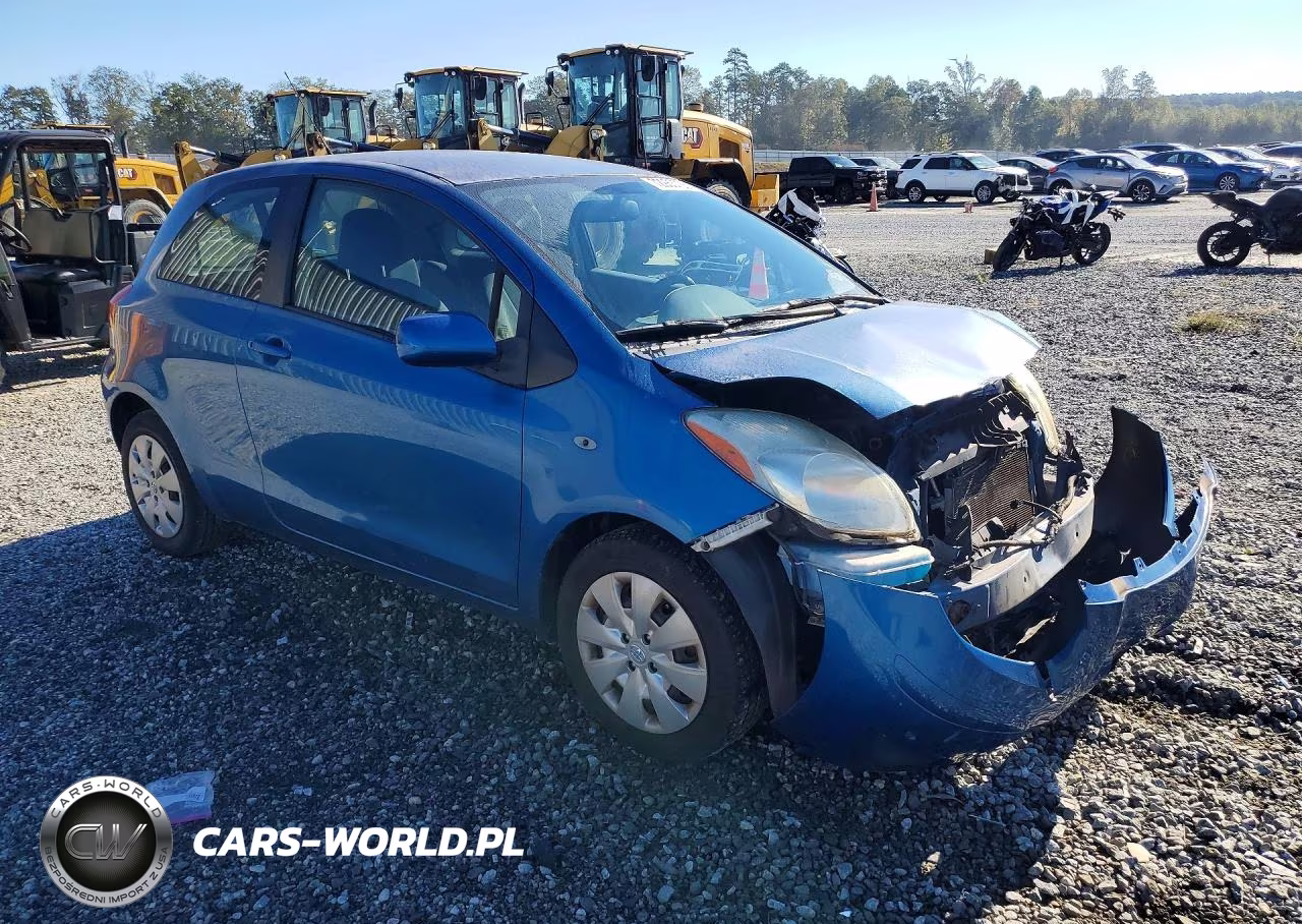 2010 Toyota Yaris Base VIN:JTDJT4K34A5300543 - 4