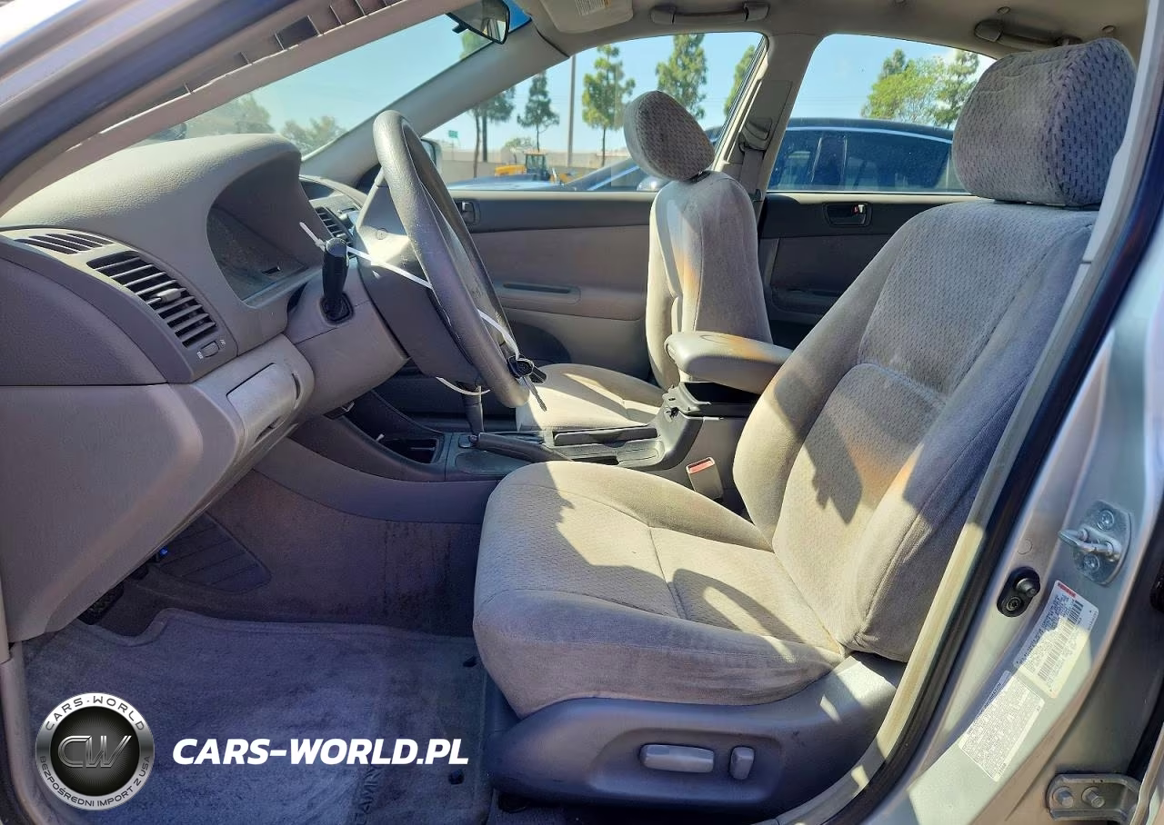 2003 Toyota Camry Le VIN:JTDBE32K430153690 - 7