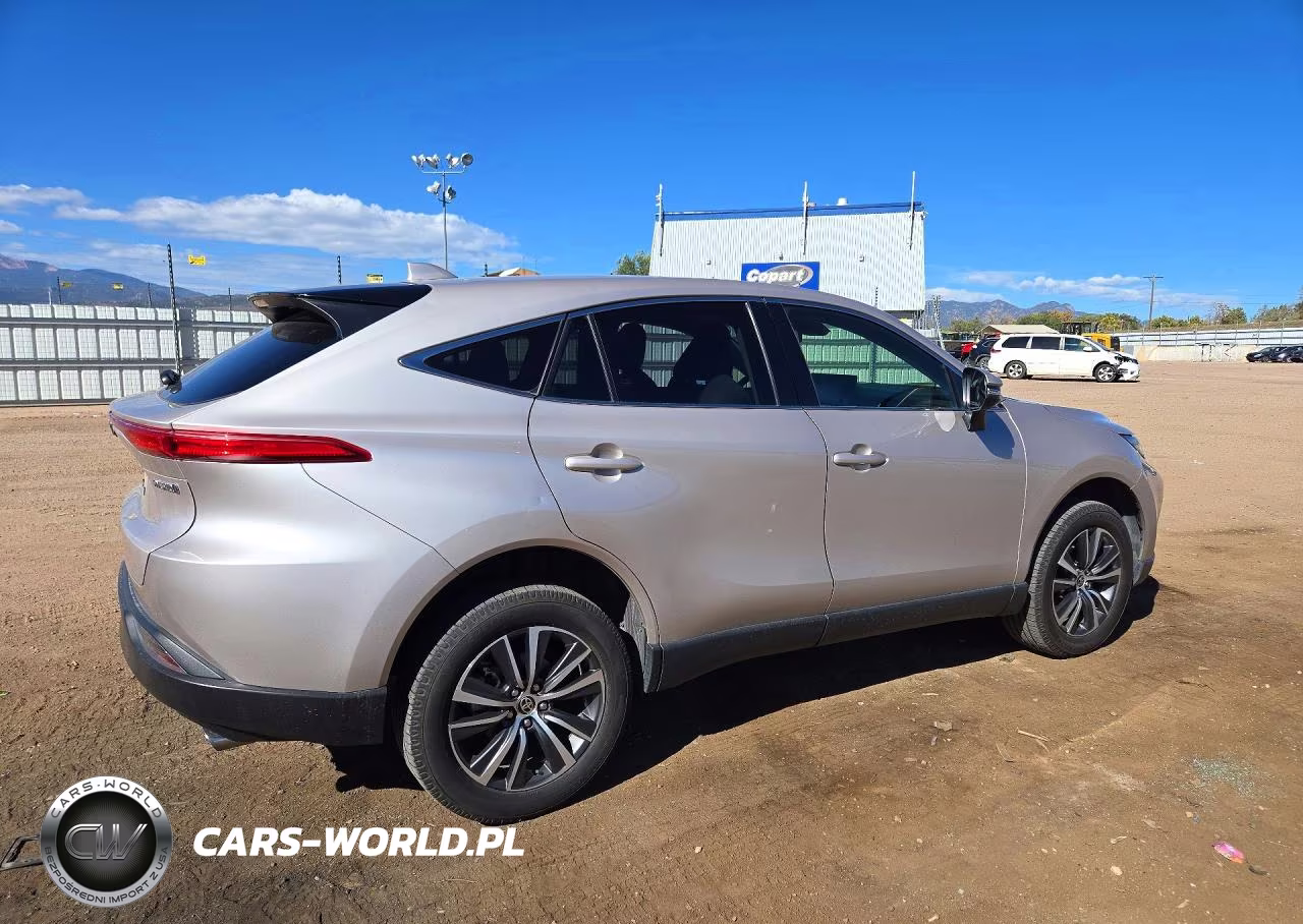2022 Toyota Venza Le VIN:JTEAAAAH1NJ091904 - 3
