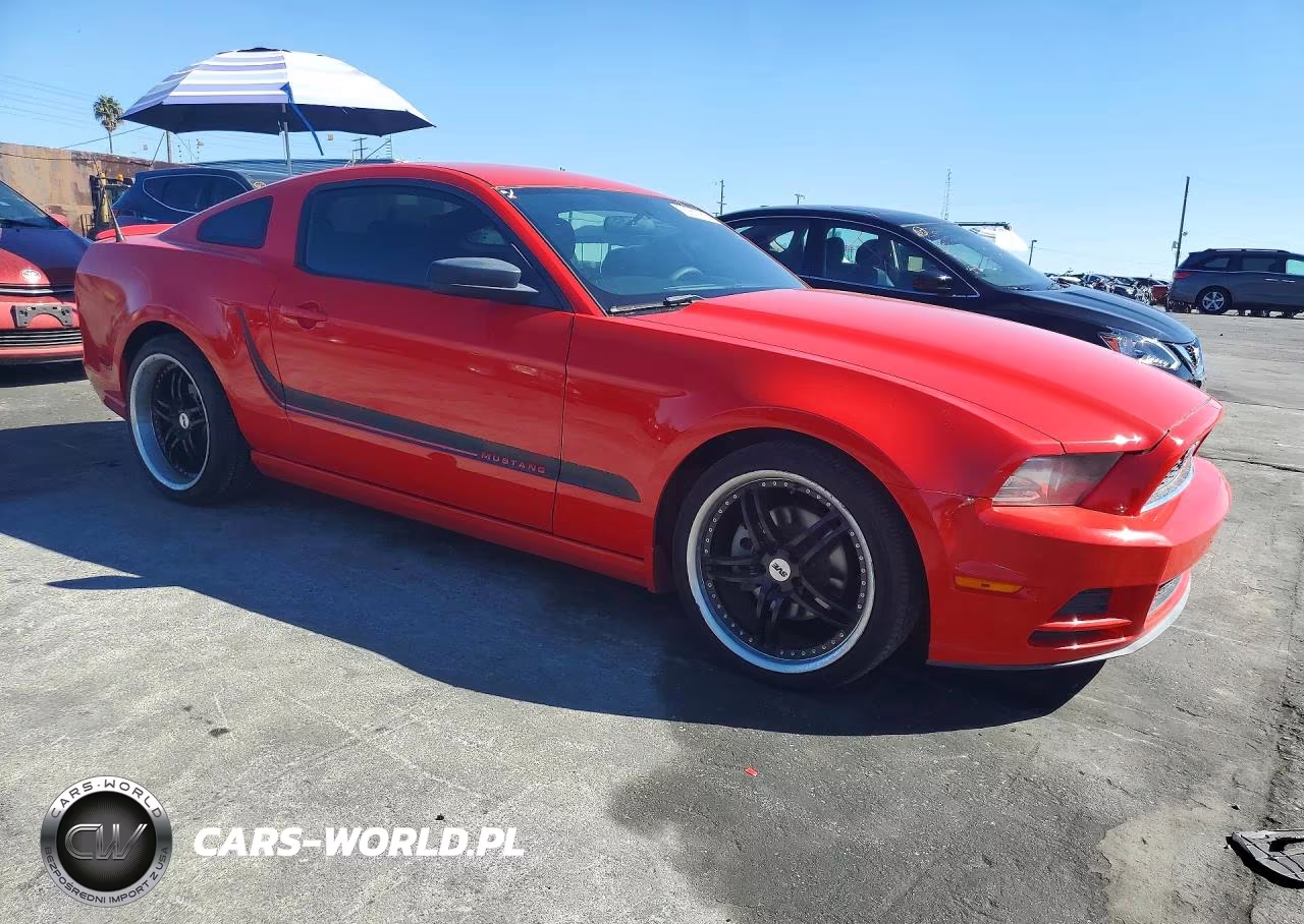 2014 Ford Mustang V6 VIN:1ZVBP8AM1E5278224 - 4