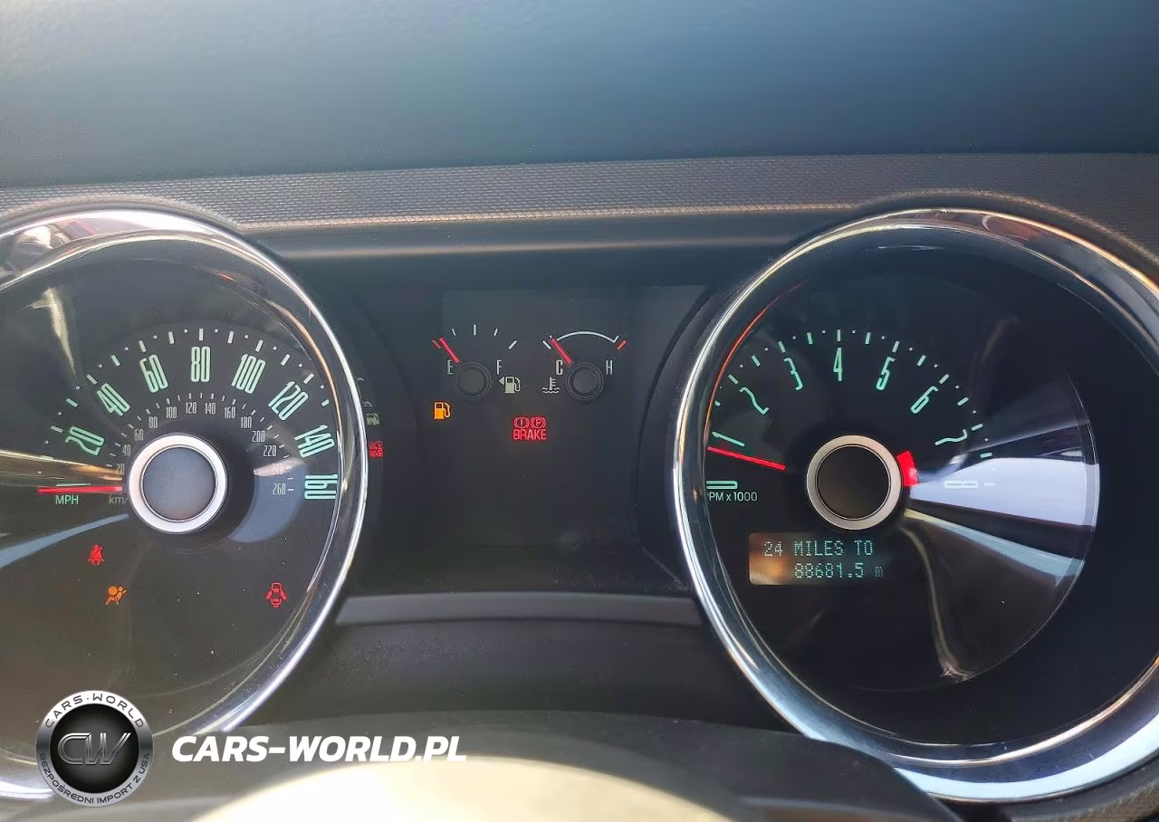 2014 Ford Mustang V6 VIN:1ZVBP8AM1E5278224 - 9