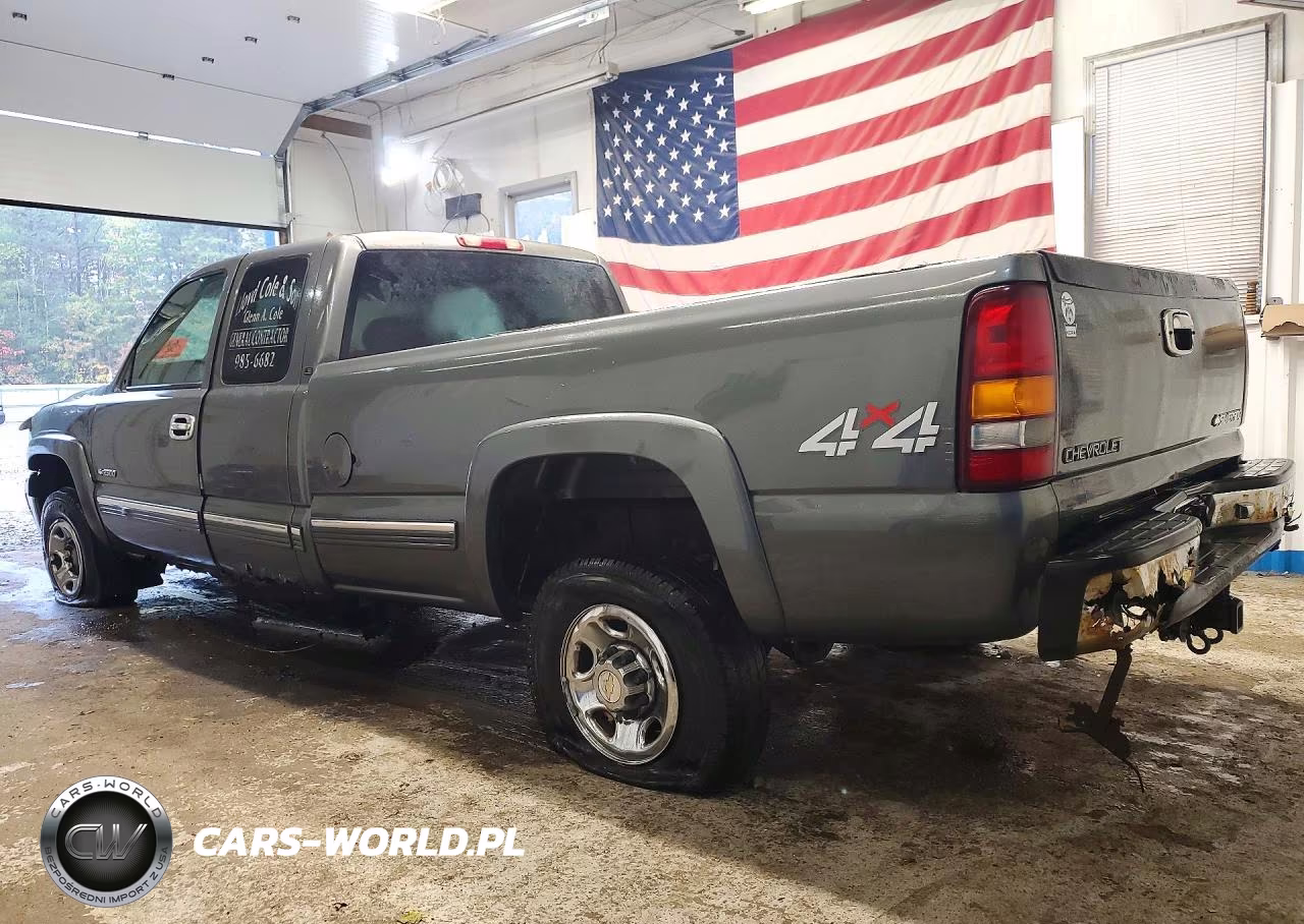 2000 Chevrolet Silverado K2500 VIN:1GCGK29U0YE304079 - 2