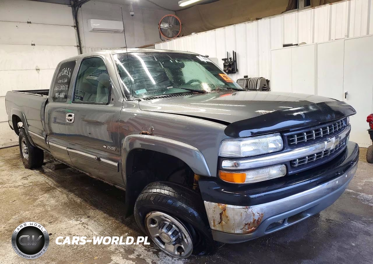 2000 Chevrolet Silverado K2500 VIN:1GCGK29U0YE304079 - 4