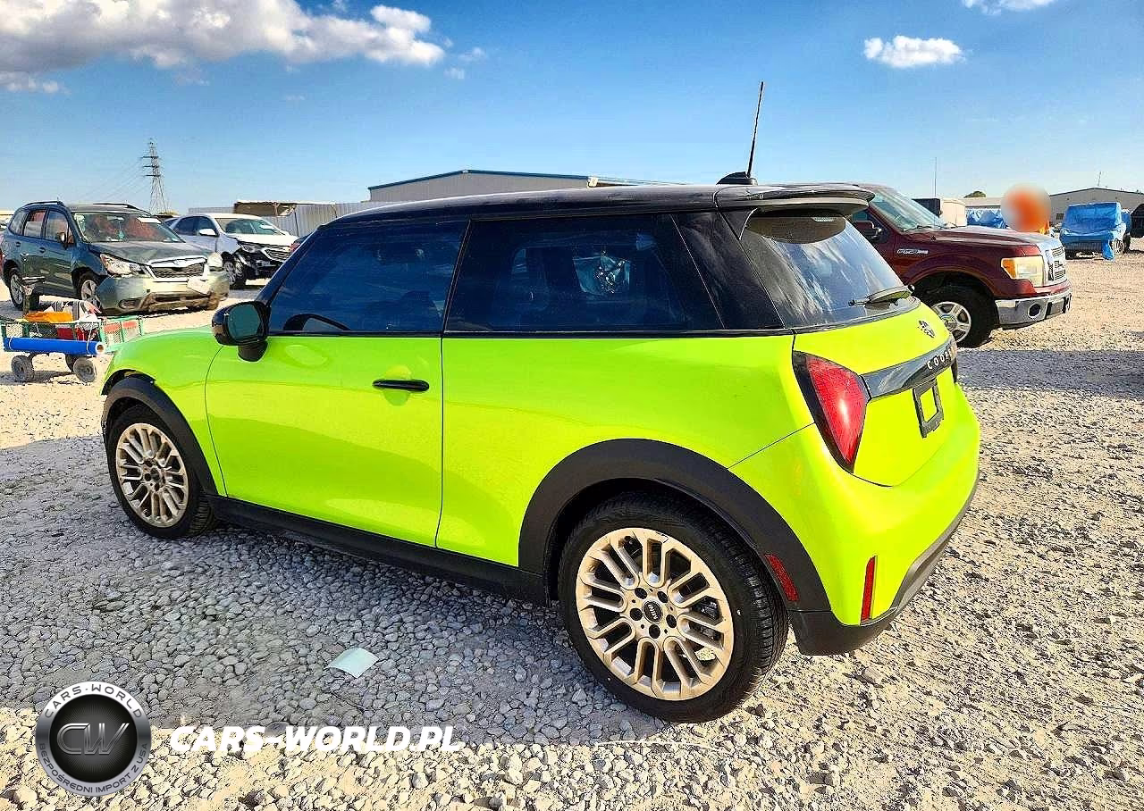 2025 Mini Cooper S VIN:WMW23GD09S2W27772 - 2