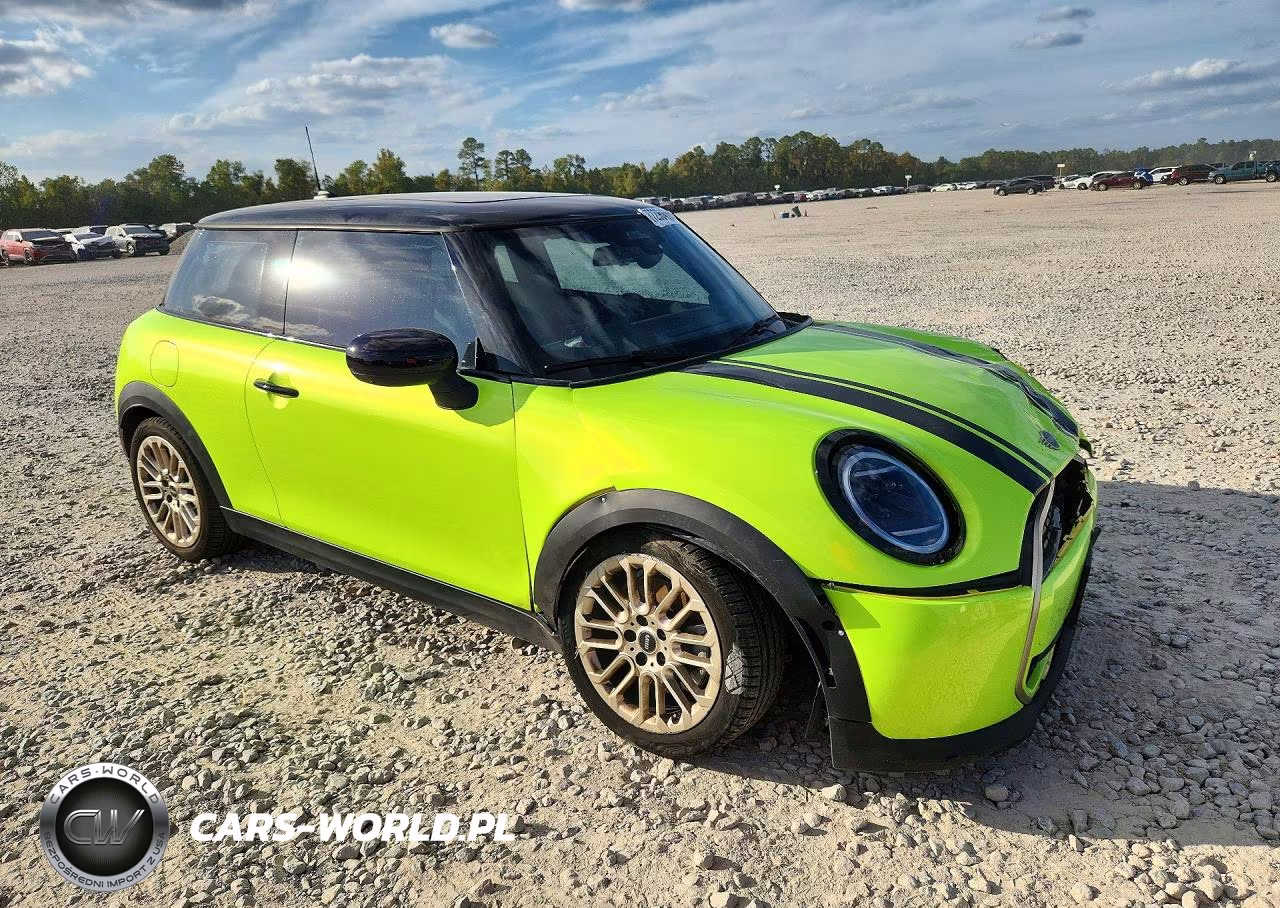 2025 Mini Cooper S VIN:WMW23GD09S2W27772 - 4