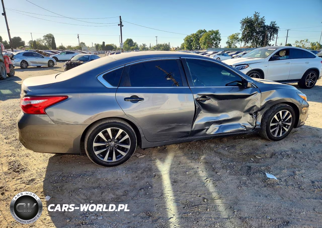 2017 Nissan Altima 2.5 Sv VIN:1N4AL3AP7HC286860 - 3