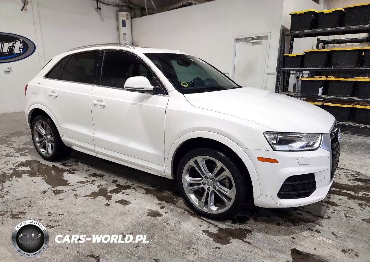 2016 Audi Q3 Premium Plus VIN:WA1EFCFS9GR017975 - 4